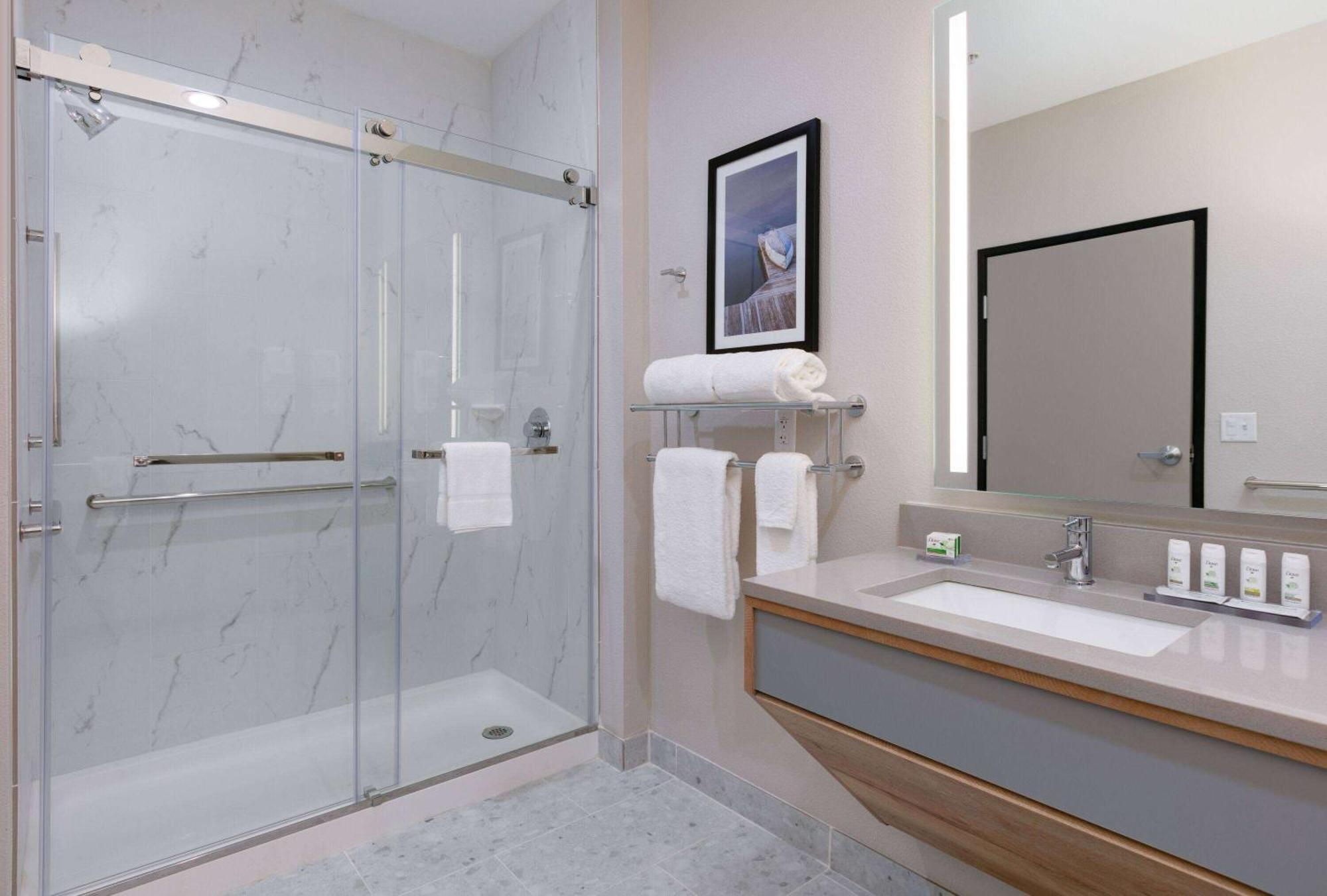 The Elm, A Ramada By Wyndham Hotel *